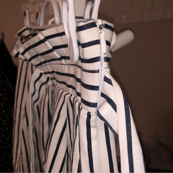 Zara | Striped High Waist Short | White & Dark Blue - Picture 3 of 6